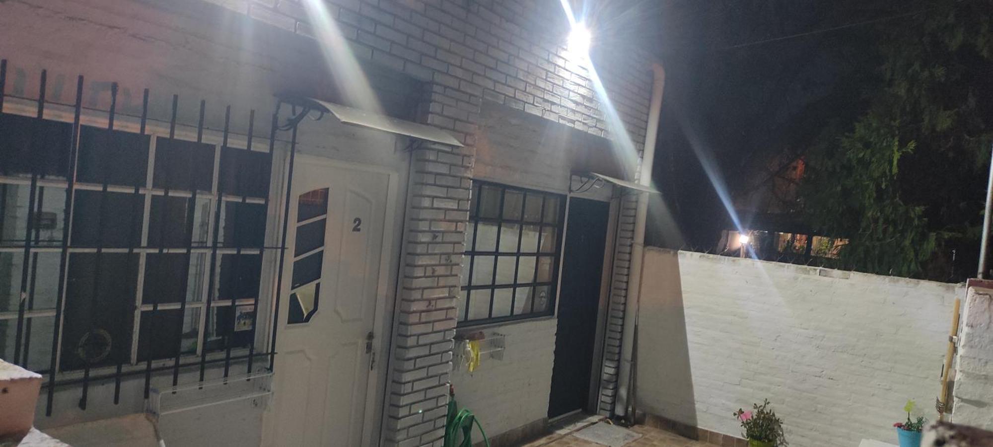 شقة Hospedaje 3 Aeropuerto Ezeiza Pet Friendly Tranfer Gratis Desde Y Hacia El Aeropuerto De Ezeiza A 20 Minutos المظهر الخارجي الصورة